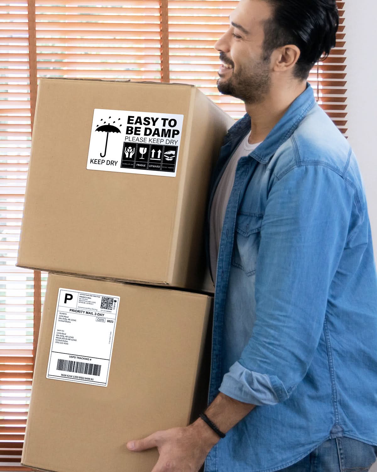 MUNBYN 4"x6" Fan-Fold Five-Proof Technology Direct Thermal Shipping Labels (380/Stack)